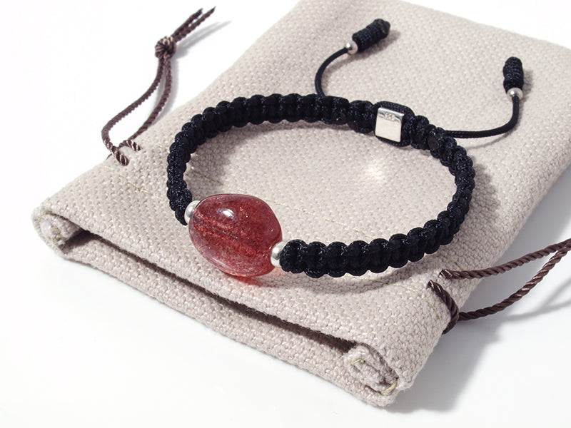 Edelsteinschmuck - Edelsteinarmband (Schwarz) mit Erdbeerquarz